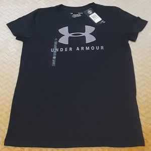 Women's Under Armour Short Sleeve T-Shirt NWT.